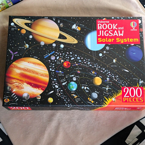 Usborne solar system - usborne, book