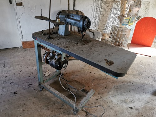 Industrial singer sewing - singer,