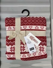 Ladies Festive Fair Isle Heart