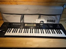 Korg TR61 Keyboard Synthesizer