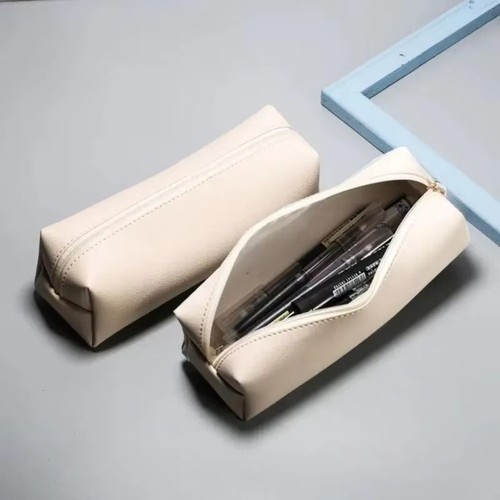 Large capacity pencil - case, pu