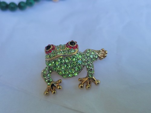 Vintage green rhinestone red - green,