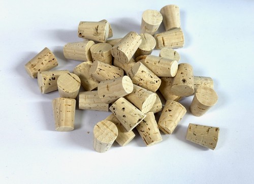 Cork stoppers bottles test - stoppers-bottles,,