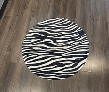 Zebra print circle rug