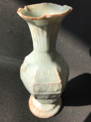 Chinese oriental celadon - /,