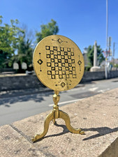 ANTIQUE MINIATURE BRASS FOLDING CHESS TILT TOP PEDESTAL TABLE CANDLE REFLECTOR