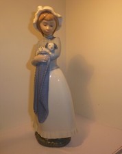 NAO 0241 GIRL WITH PUPPY 