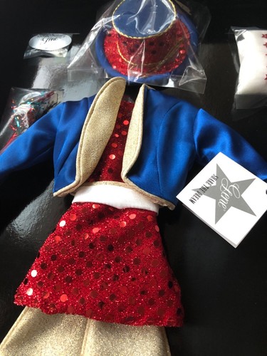 Gene outfit stand - and, cheer