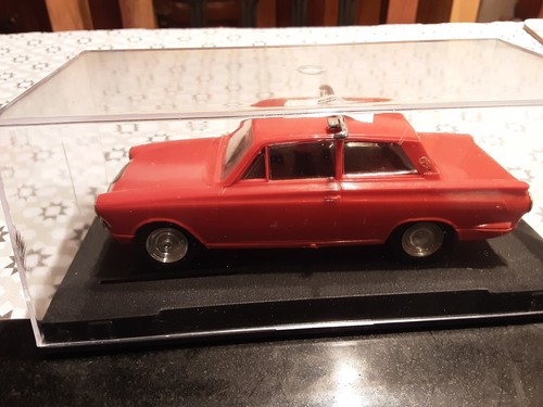Scalextric airfix cortina mk1 - scalextric,