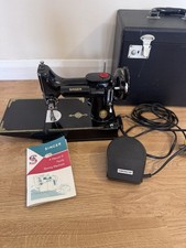 Singer 221K Featherweight Sewing Machine, vintage 1950s boxed and working 