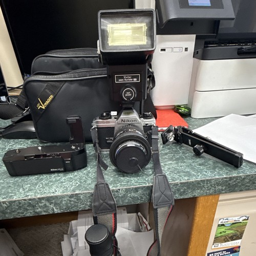 Nikon silver 35mm slr - nikon,