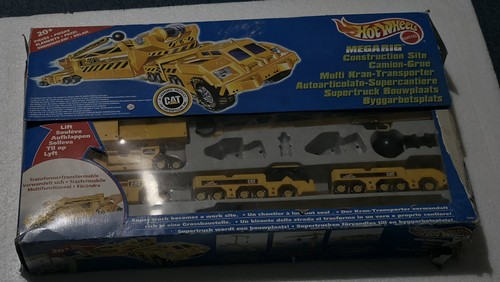 Hot wheels mega rig - hot,