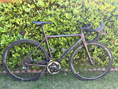 Focus izalco max road bike - focus,