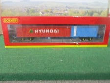 HORNBY 00 TOUAX KFA WAGON WITH 20FT/40FT CONTAINERS '93324'. CAT.R6927