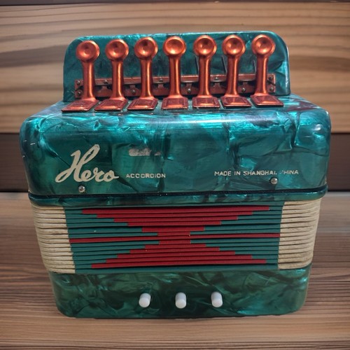 Hero accordion vintage - accordion,