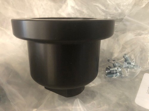 Short steering wheel boss - steering,
