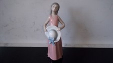 Lladro girl Summer Hat Figurine Pink & Blue Perfect Condition 5008 Dated 1978