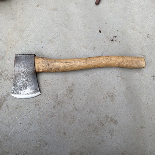 Elwell 2lb small axe - 1,