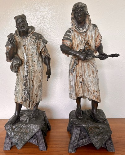 Pair orientalist type - orientalist,