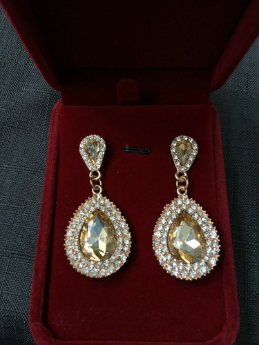 Stunning gold plated - gold, white