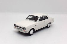 Oxford Diecast Cararama White