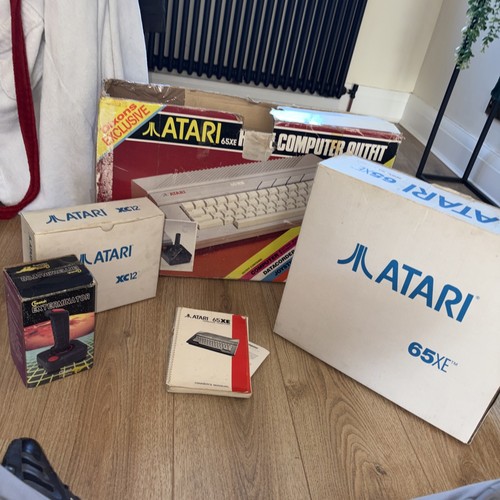 Atari 65xe computer bundle - atari,