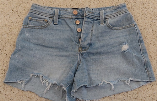 Distressed ripped shorts - ripped,