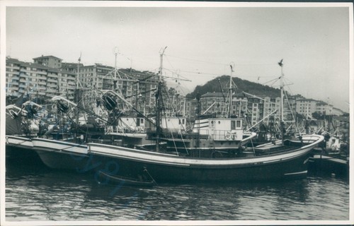 Spanish motor fishing - , vessels