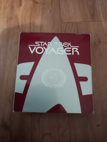 Star trek voyager series - -, 5