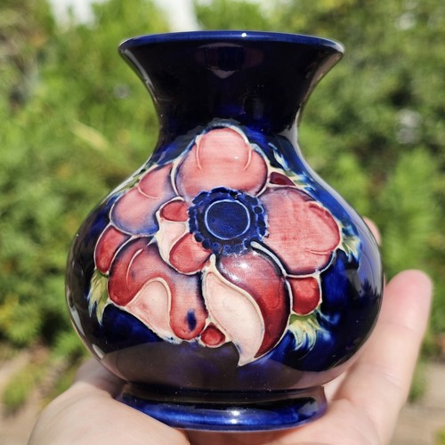 1938 moorcroft pottery vase - 1938,