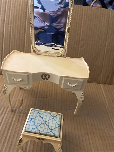 Pedigree sindy dressing table - pedigree,