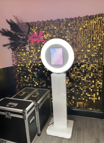 Ipad photo booth - booth, assemble