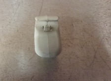 11956 E4D 2009-2013 MAZDA 3 BL TS2 O/S FRONT DRIVERS SIDE SUN VISOR CLIP