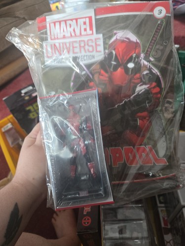 Marvel universe figurine - universe,