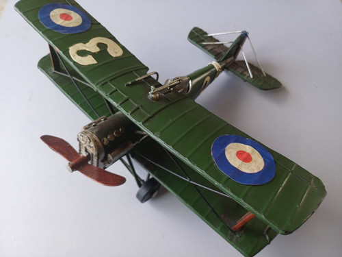 Large stylised tin plate model - stylised,