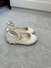 Girls Debenhams Ivory 3D Flower Shoes  - Size 5 - EUR 22 - Christening / Wedding
