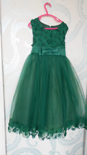 SIZE 12 STUNNING EMERALD GREEN