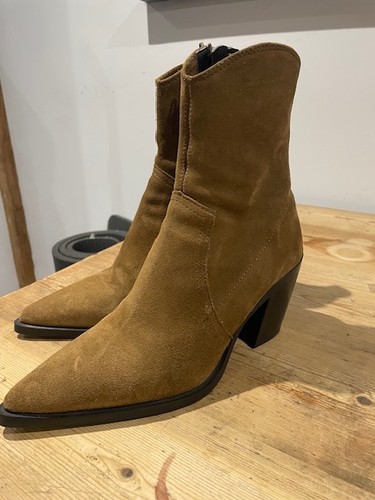 Zara tan suede fitted - zara,