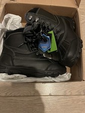 BNWT Kids Karrimor snow casual