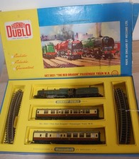 HORNBY DUBLO 2 RAIL 2021 RED