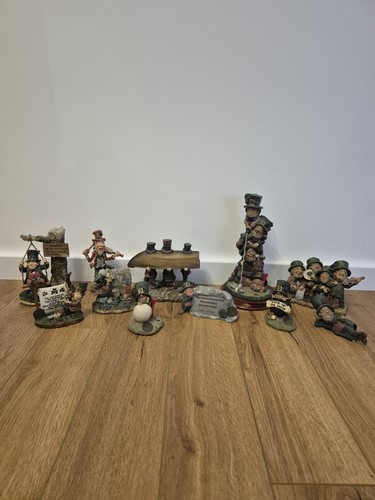 Finnians figurines pieces - finnians,