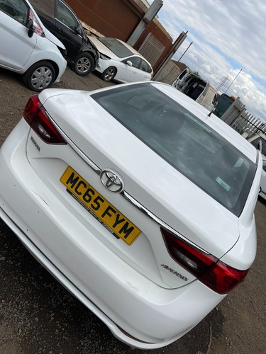 Toyota avensis t27 mk3 - avensis, 2015