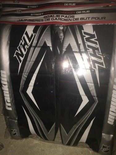 Nhl street hockey - street, pads