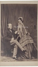 CDV LOVELY VICTORIAN COUPLE