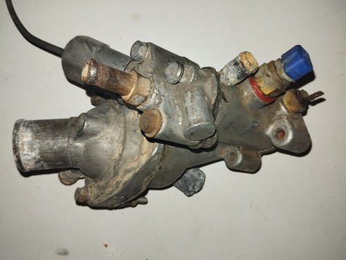 Engine cooling thermostat - engine, for