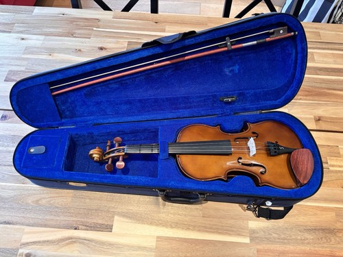 Full size violin - 4/4,