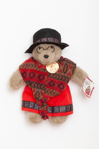 Aunt lucy bear - lucy,