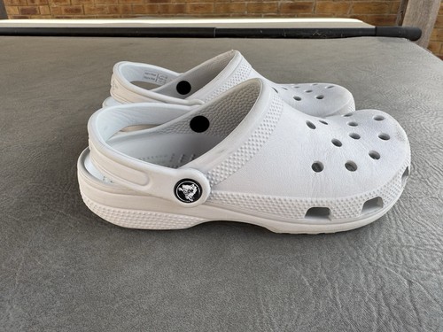 Ladies grey classic crocs - grey,