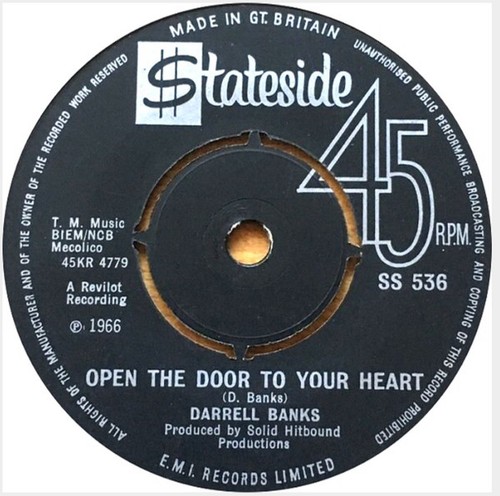 Darrell banks open the door - -,
