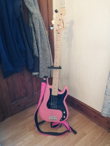 Westfield pink bass - westfield,